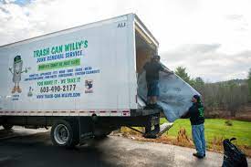 Best Yard Waste Removal  in North Mankato, MN
